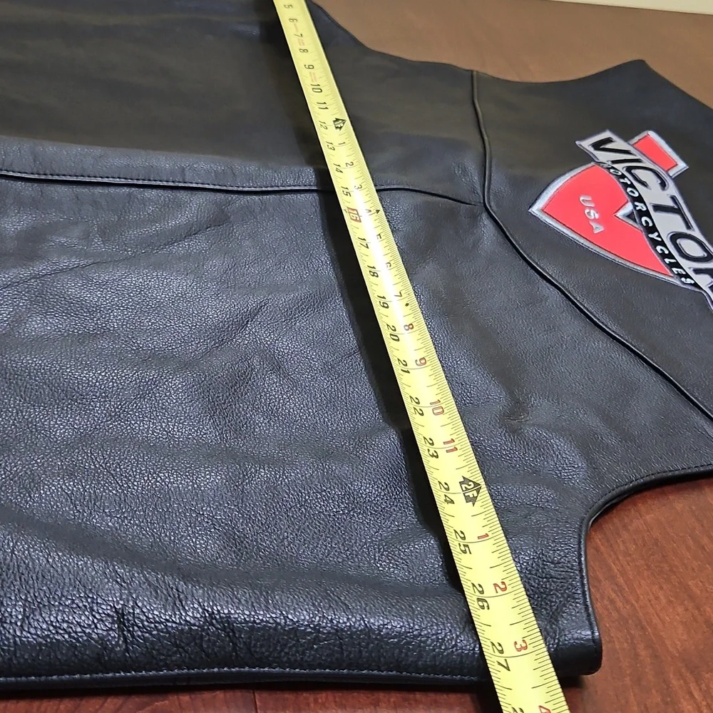 Victory Leather Vest - Picture 5 of 6